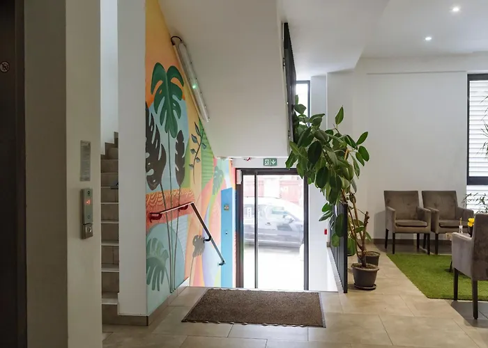 Central 6 Apartment - New Building & Parking Bucureşti